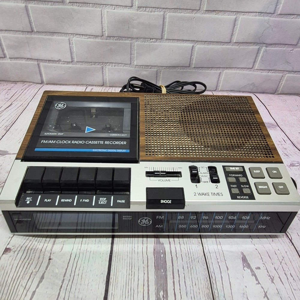 Vtg GE 7-4956B FM AM Clock Radio Cassette Recorder Wood Grain Dual Alarm~Tested